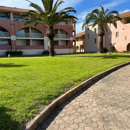 Bord De Avec Piscine A7 *